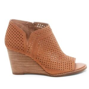 Lucky Brand Jazley Brown Camel Synthetic Peep Toe Wedge Bootie 6.5M/37